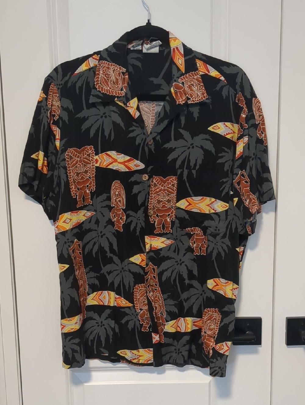 Black Hawaiian Print Short Sleeve Shirt